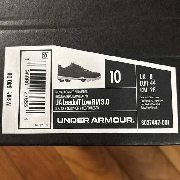 ***** Brand New Size 10 Men’s Under Armour Baseball Cleats - Picture 2 of 4
